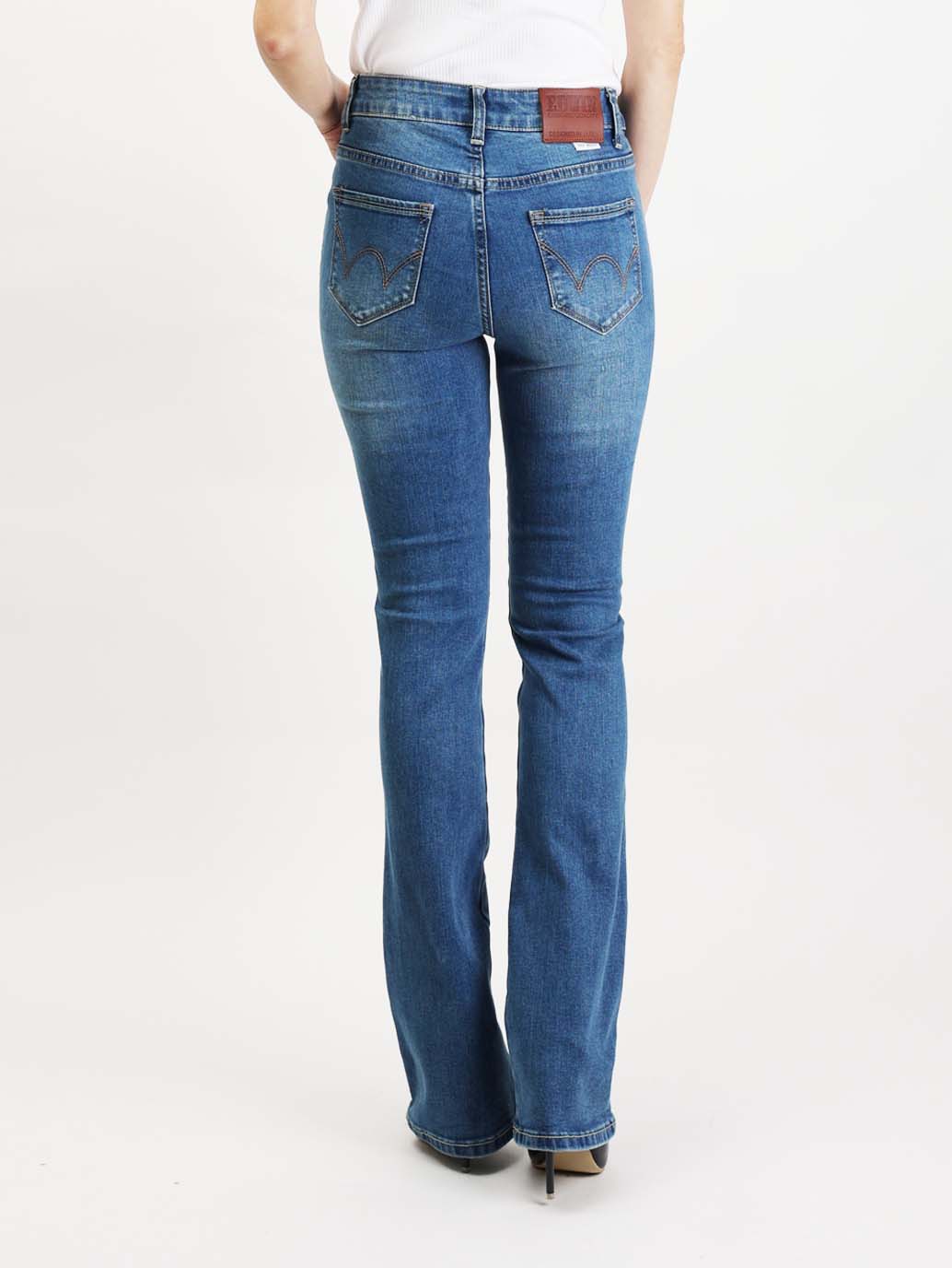 Edwin Women's 557 Mini Boot Jeans